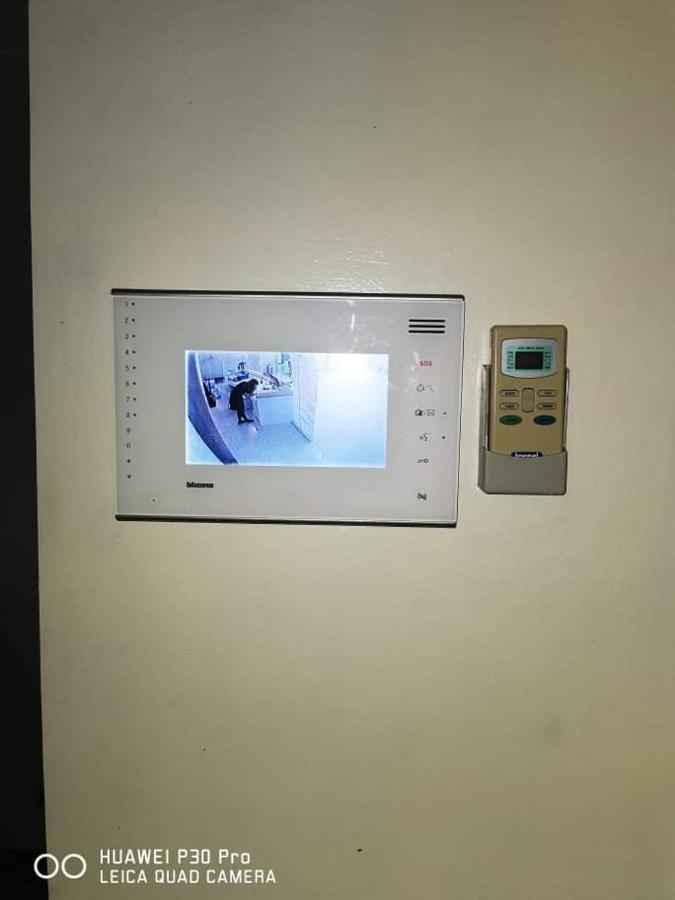Staycation Condotel @150Newport Pasay City مانيلا المظهر الخارجي الصورة