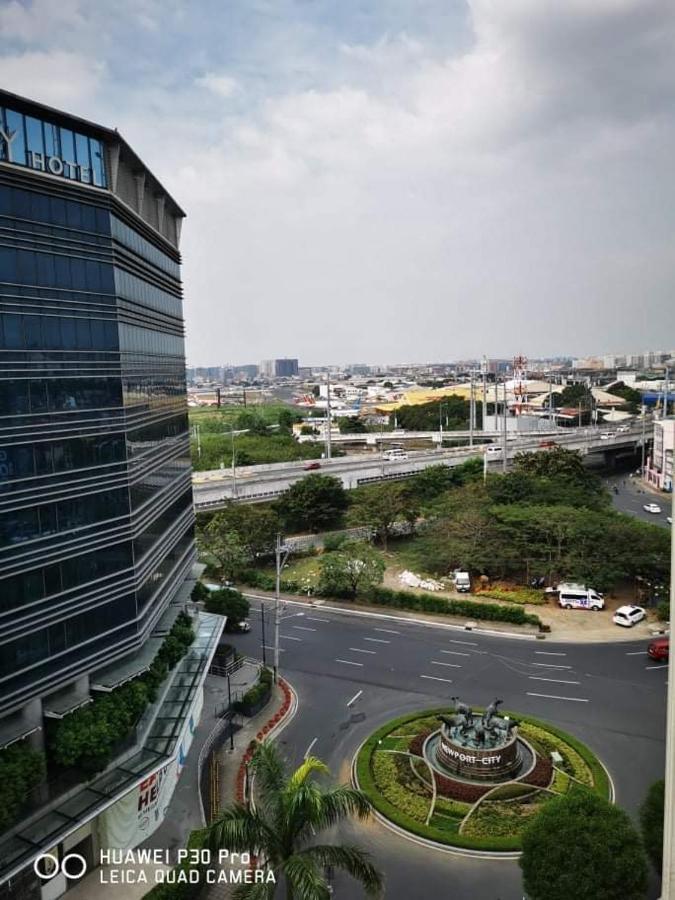 Staycation Condotel @150Newport Pasay City مانيلا المظهر الخارجي الصورة
